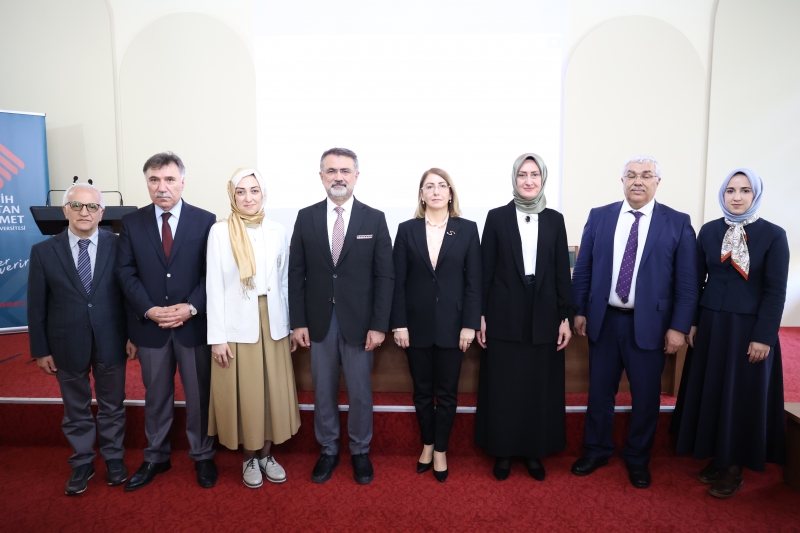https://yayinevi.fsm.edu.tr/resimler/upload/IS9A01712025-05-14-02-26-56pm.JPG